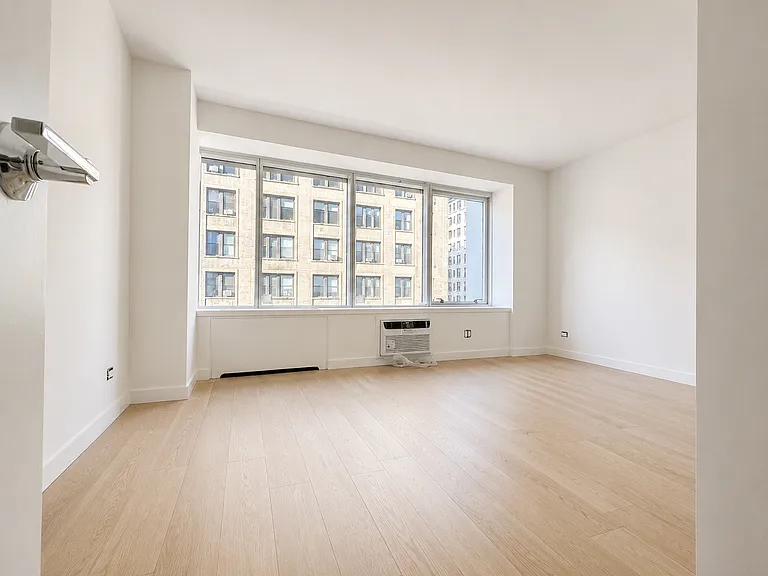 175 W 87th St #9B — Photo 4