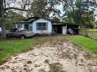 103 Swift St, Atmore, AL 36502