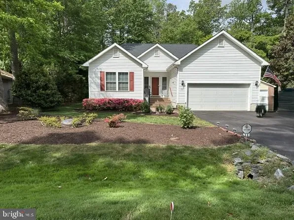 11 Burr Hill Dr, Ocean Pines, MD 21811