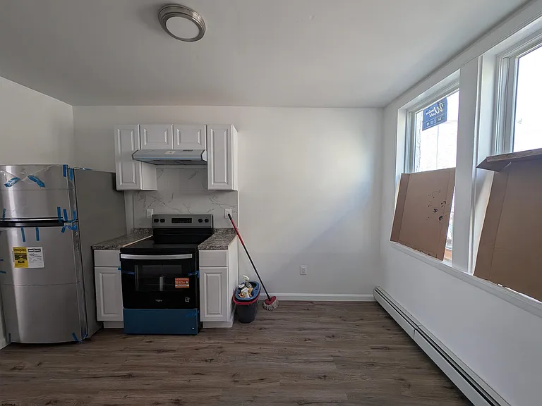 803 N Indiana Ave — Photo 12