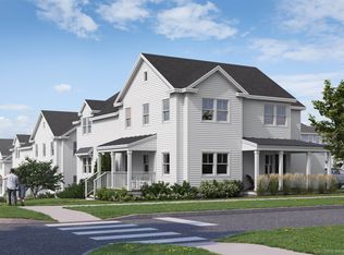 40 Brush Ln #83B, Middlebury, VT 05753