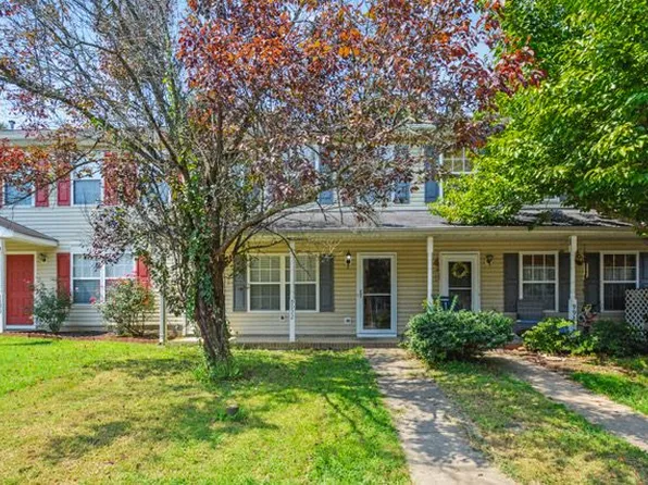9922 Matti Hill Ct, Fredericksburg, VA 22408