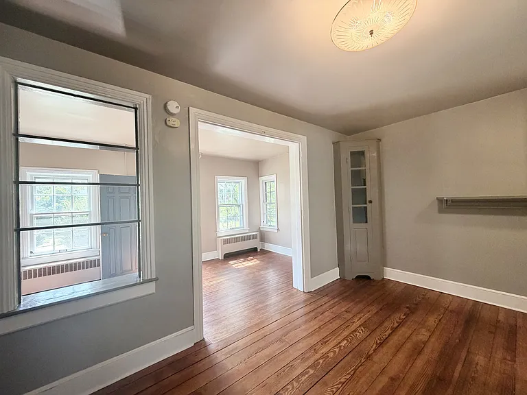 39 W King St #3 — Photo 12