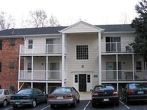 2nd image of 2683 Barracks Rd APT 3