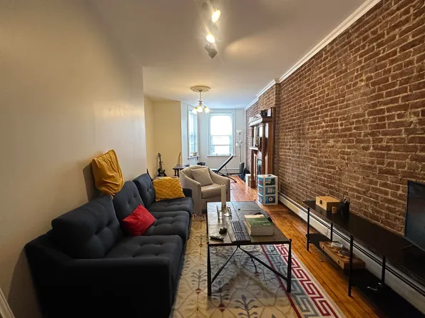 203 Ogden Avenue image 2 of 10