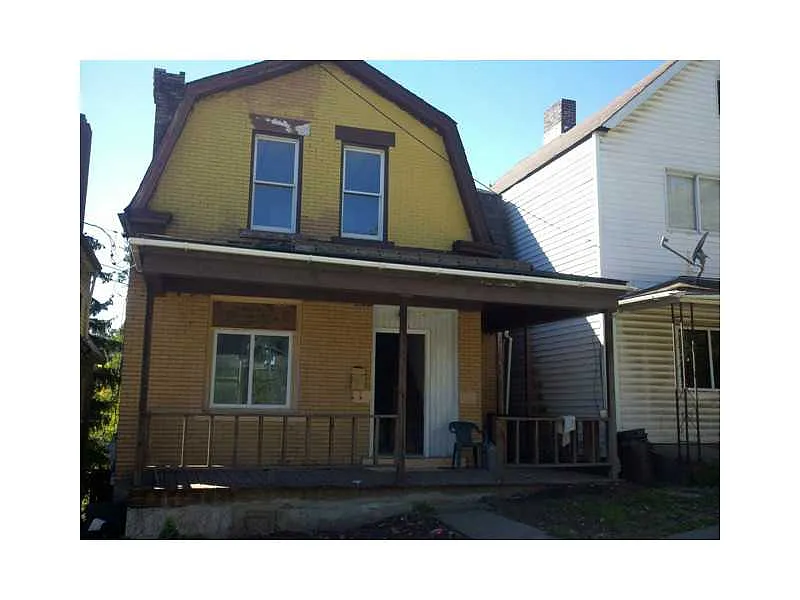 1532 Grandview Ave photo 1