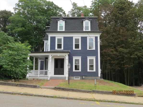 51 Grove Ave, Leominster, MA 01453
