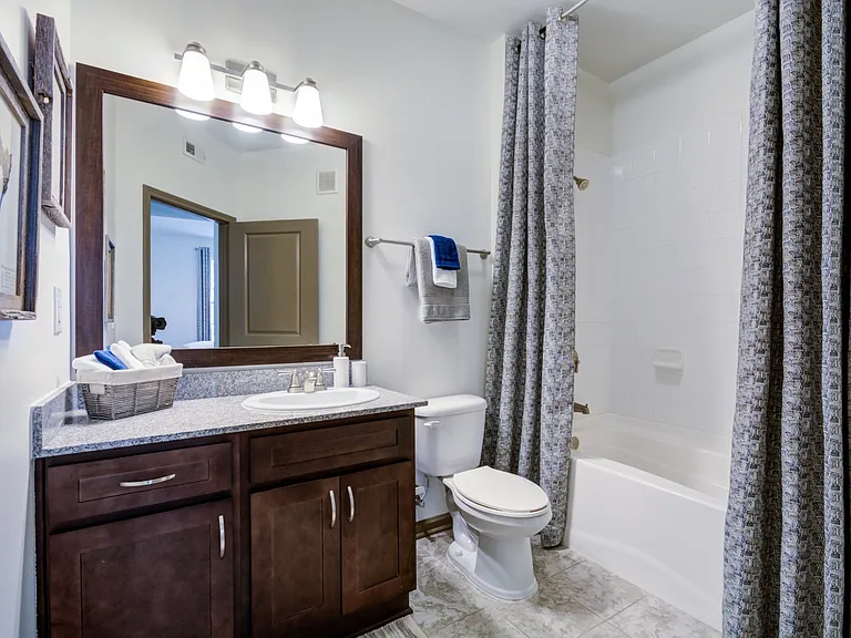 The Ridge at Chenal Valley Apartments — Photo 8
