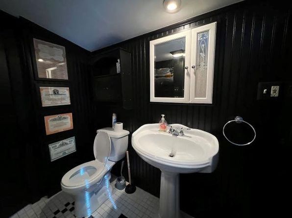 49 Forest Lake Circle, Winchester, NH 03470