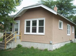 513 3rd St NE, Jamestown, ND 58401