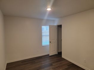 103 Dolphin Dr #B, Temple, TX 76501