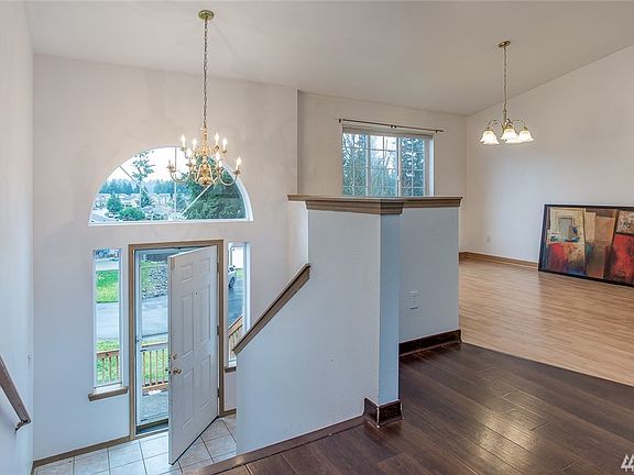 3rd image of 18718 83rd Avenue Ct E