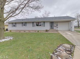 10 Linwood, Bloomington, IL 61732
