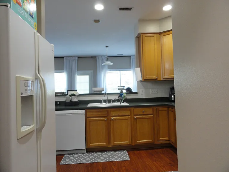 2110 Cedar Grove Dr — Photo 7