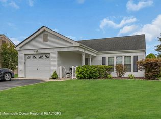 11 Weybridge Pl, Manchester, NJ 08759