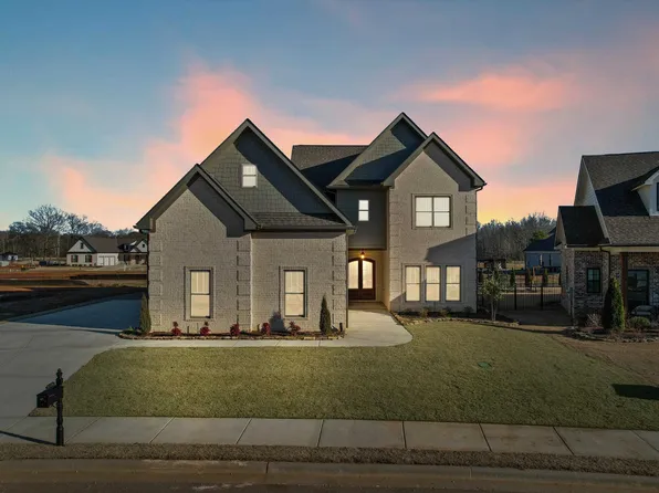 23128 Sawgrass Dr, Athens, AL 35613