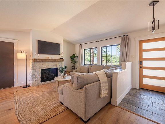 5th image of 10333 Courtenay Ln