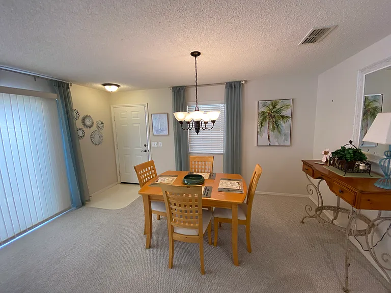 1672 Duran Dr — Photo 5