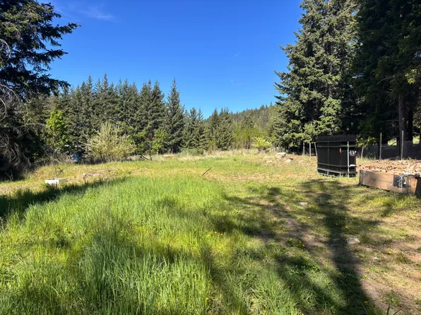 2607 Airstrip Rd, Columbia Shuswap, BC V0E 1M8