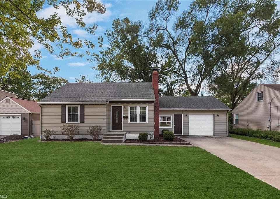 1st image of 99 Jacqueline Dr