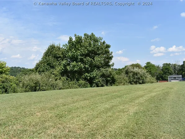 484 Vista Ridge Dr, Barboursville, WV 25504
