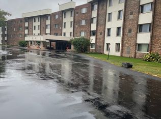 841 N York St APT 129, Elmhurst, IL