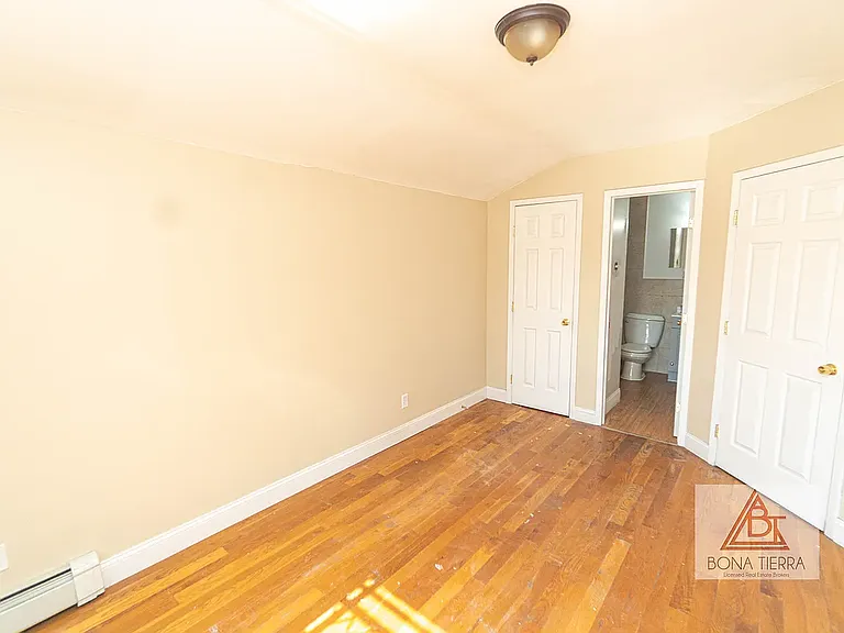 33-18 100th St #2 — Photo 5