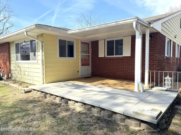 6 Falcon Street #C, Manchester, NJ 08759