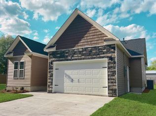 222 New Iris Ln, Ridgeville, SC 29472