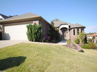 2 Loria Ct, Little Rock, AR 72212