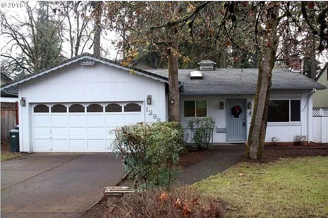 1298 Piper Ln photo 1