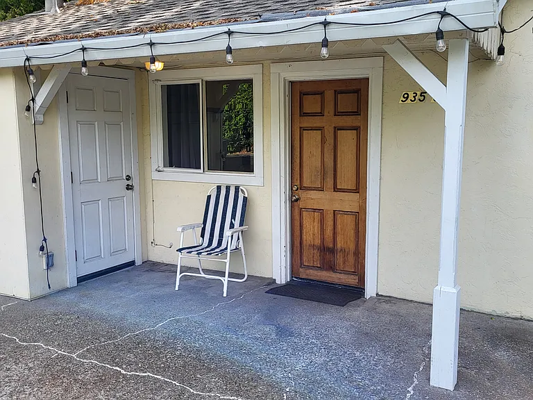 935C McConnell Ave #C — Photo 1