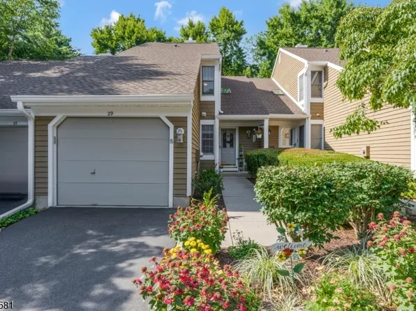 29 Stone Run Rd, Bedminster Twp., NJ 07921