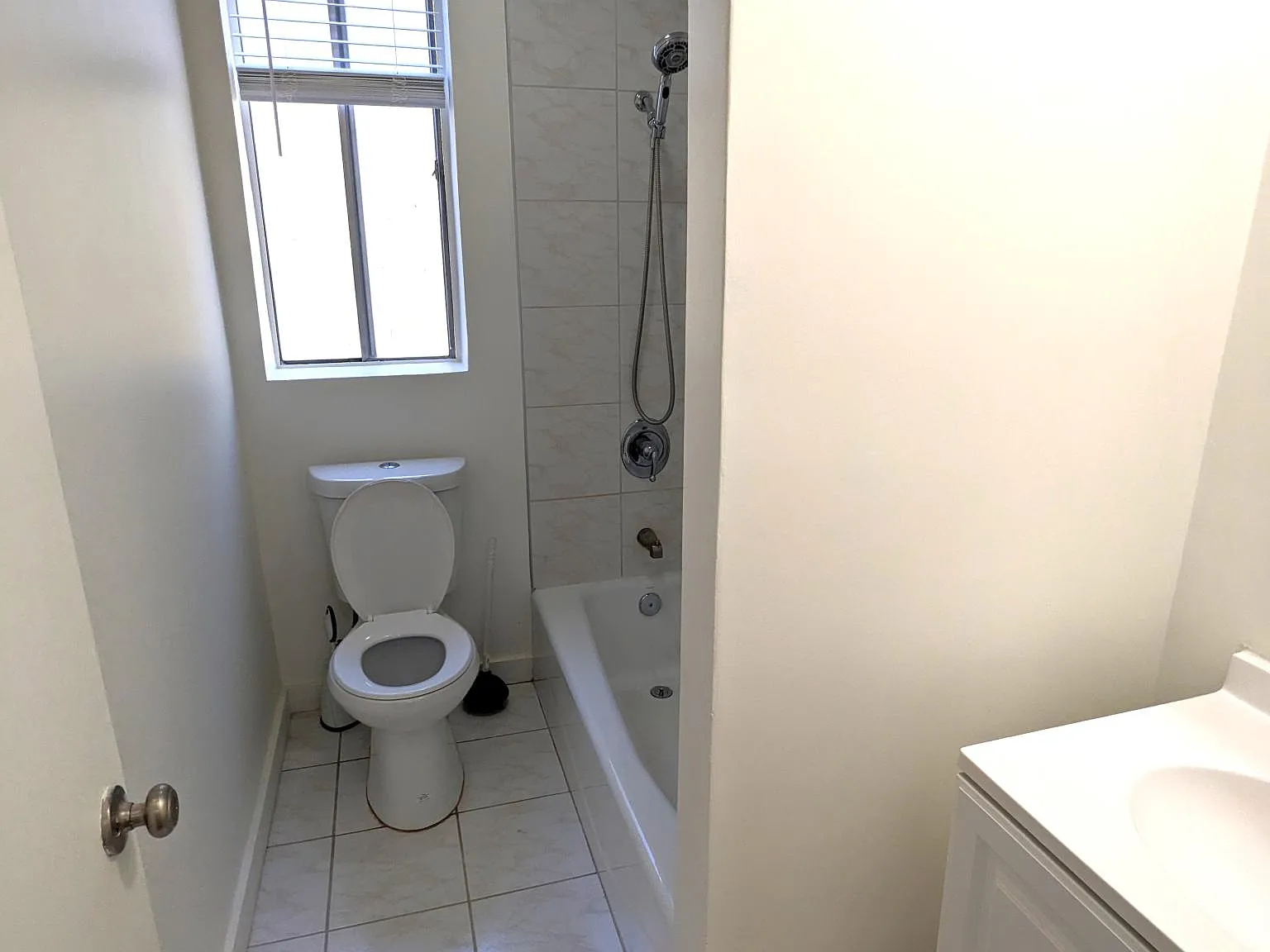 1 bed, 600 sqft, $3,700 — Photo 4