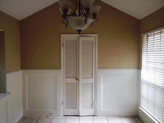 3rd image of 116 Daffodil St