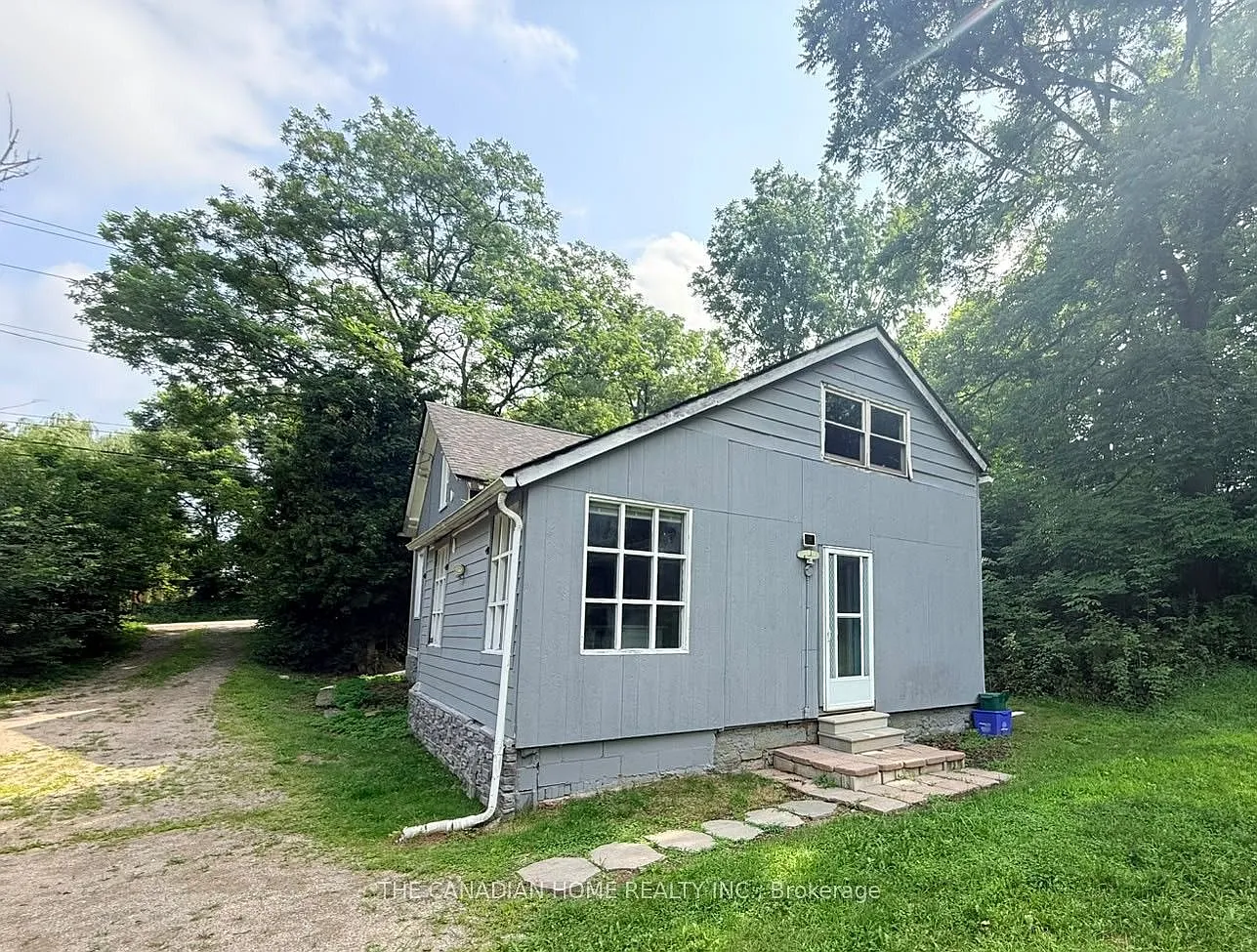 3 bed, $2,200 — Photo 3