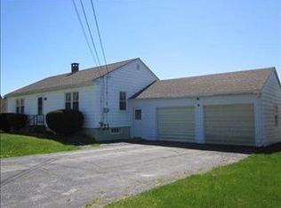 27 Union St, Searsport, ME 04974