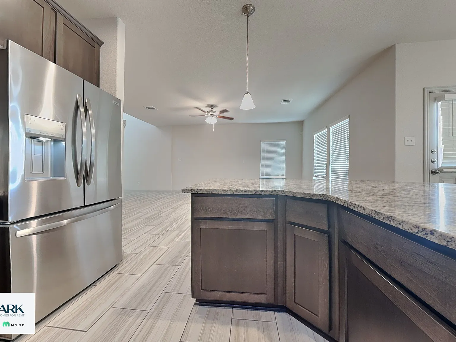 4 bed, 3.5 bath, 2064 sqft, $2,499 — Photo 4