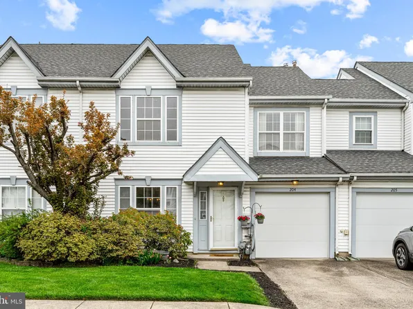 204 Signal Hill Ct N, North Wales, PA 19454
