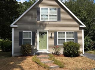 241 Sanford Rd, Wells, ME 04090