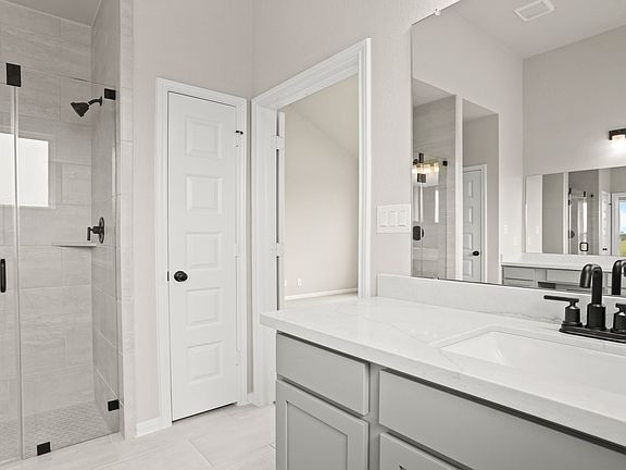 Luxurious owner s bath