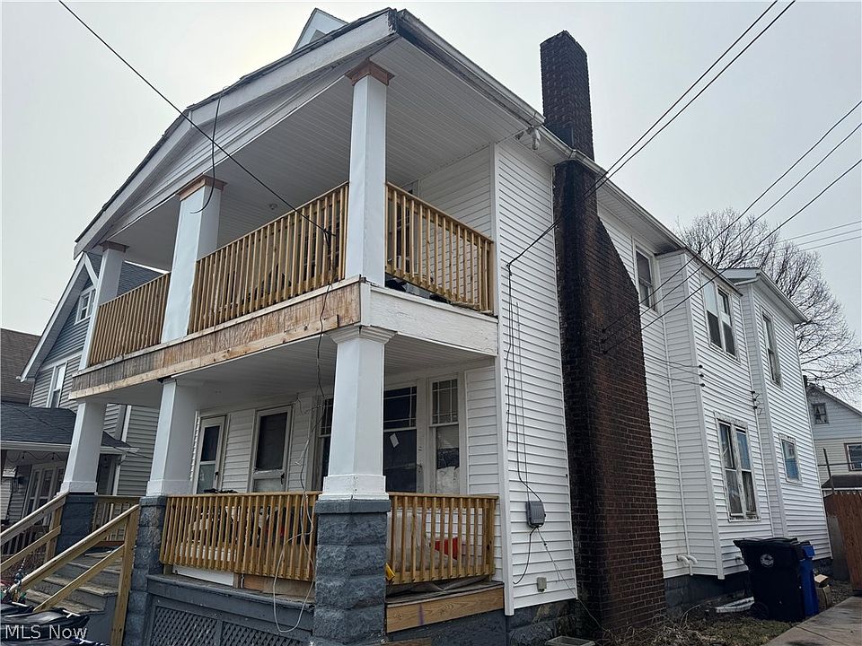 2nd image of 3286 W 90th St