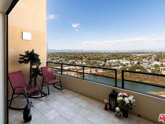 5th image of 4265 Marina City Dr #Ph