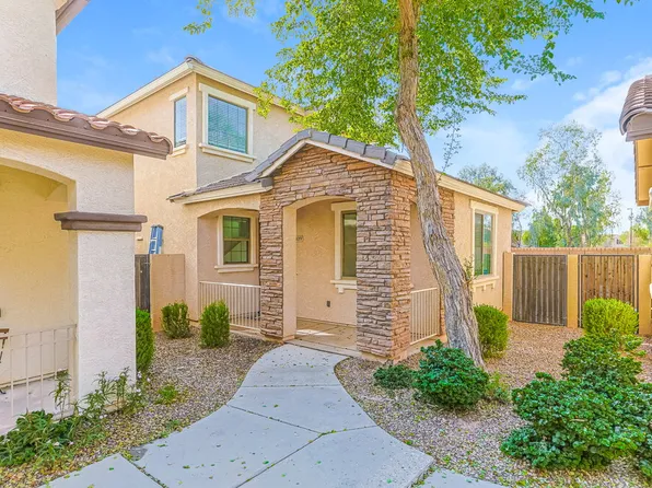 3809 E Santa Fe Ln, Gilbert, AZ 85297