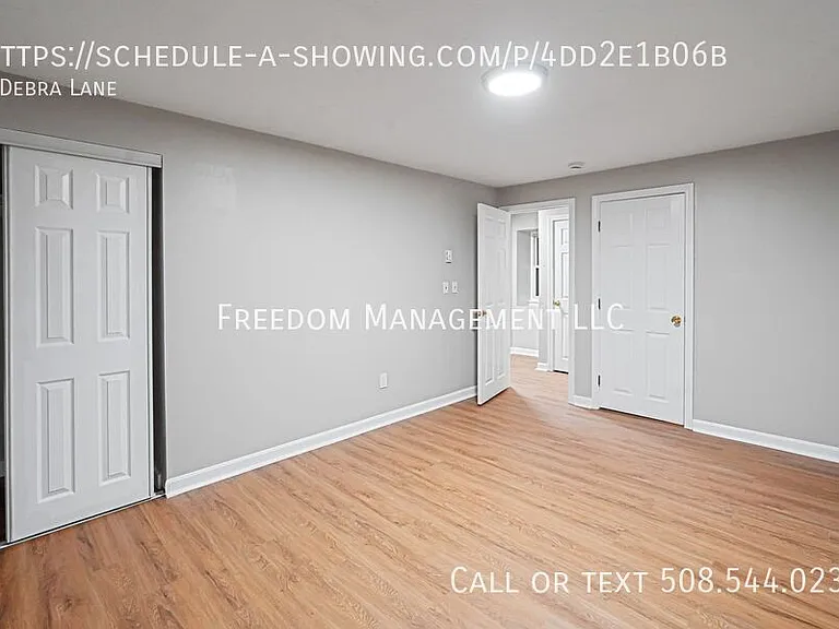 9 Debra Ln — Photo 3