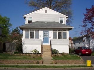 34 S Cedar Ave, Maple Shade, NJ 08052