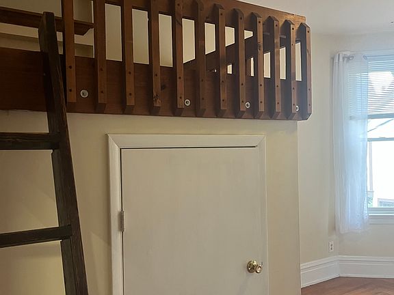 3rd image of 255 Hosea Ave APT 4