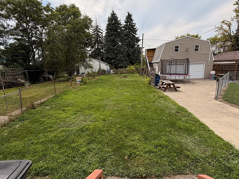 406 Utah St — Photo 23