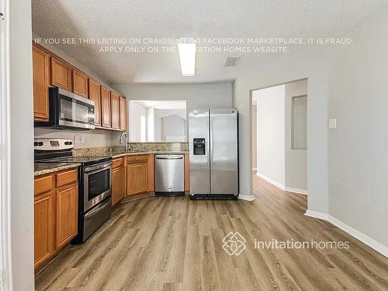 1044 Waterview Dr — Photo 10