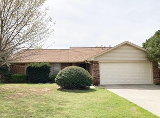 3019 Panhandle Dr, Grapevine, TX 76051